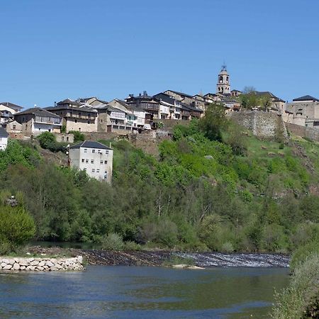 Hotel Victoria Puebla de Sanabria Eksteriør bilde